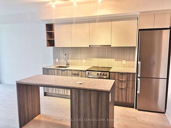 4th image of 31 Tippett Rd #209