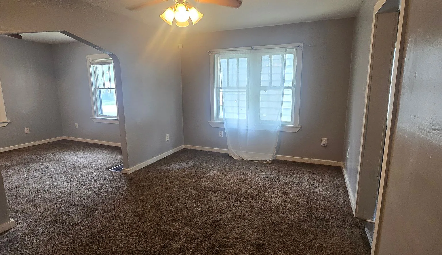1312 E Olive 2 bedroom, 1 bath — Photo 2