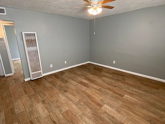 2nd image of 600 N St APT A
