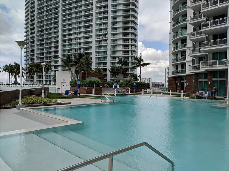 350 S Miami Ave #1901 — Photo 5