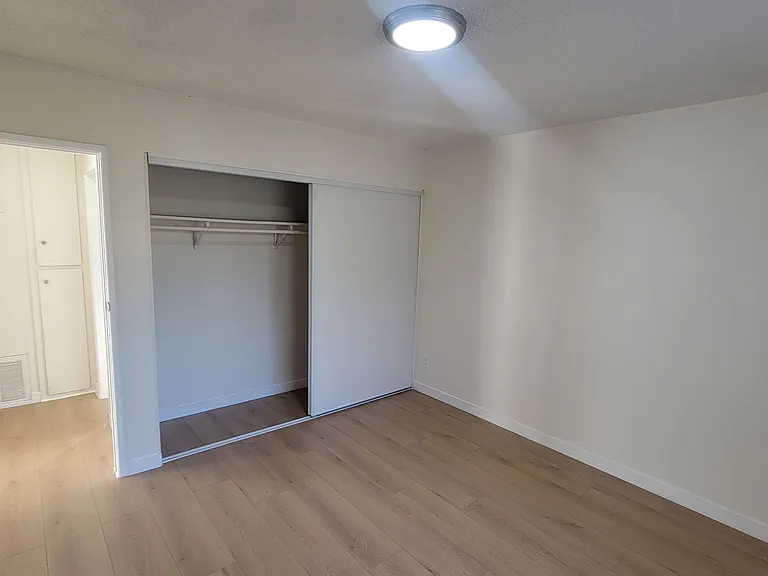 6336 Tujunga Ave — Photo 12