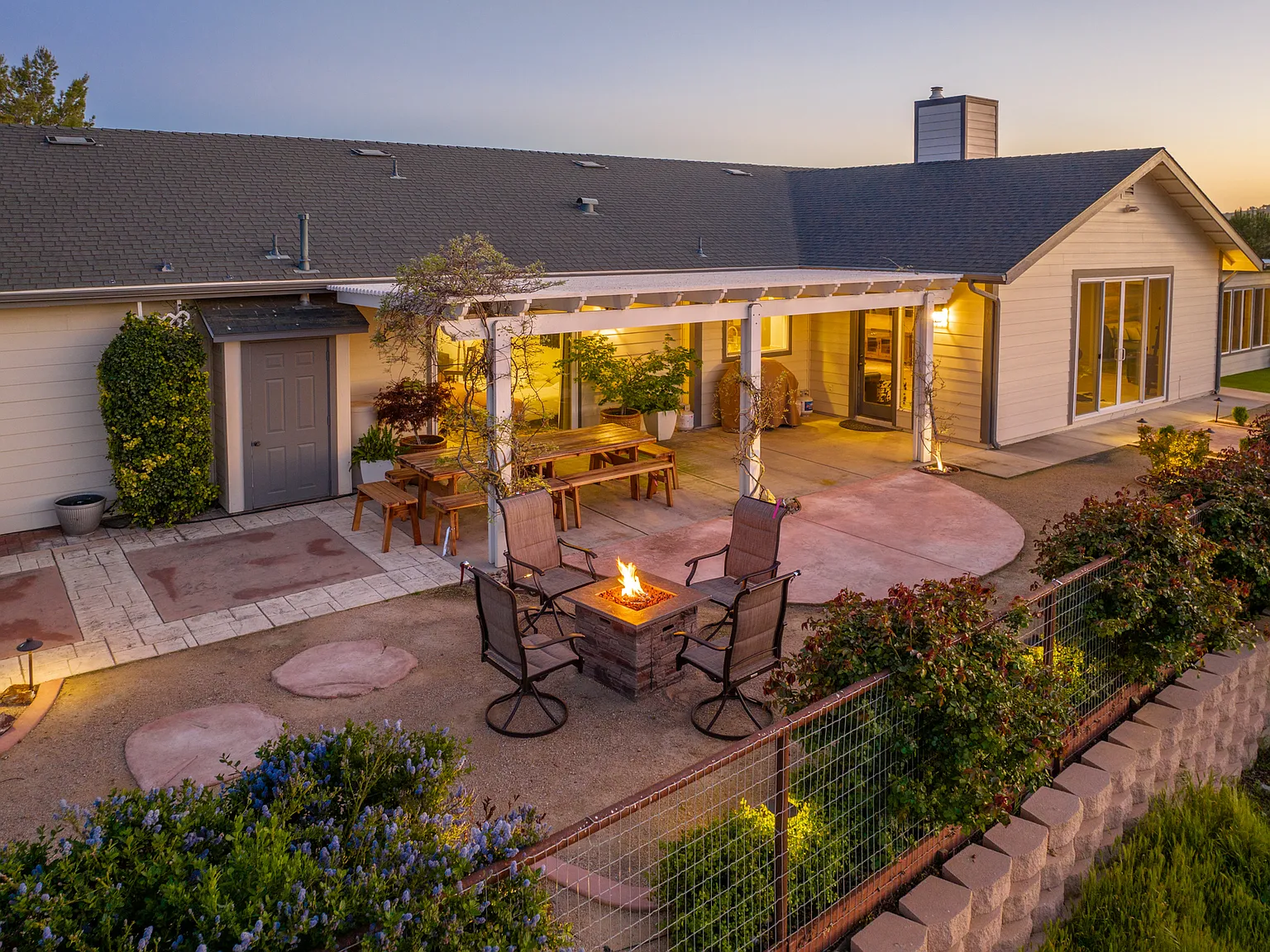 8580 Warren Rd — Photo 3