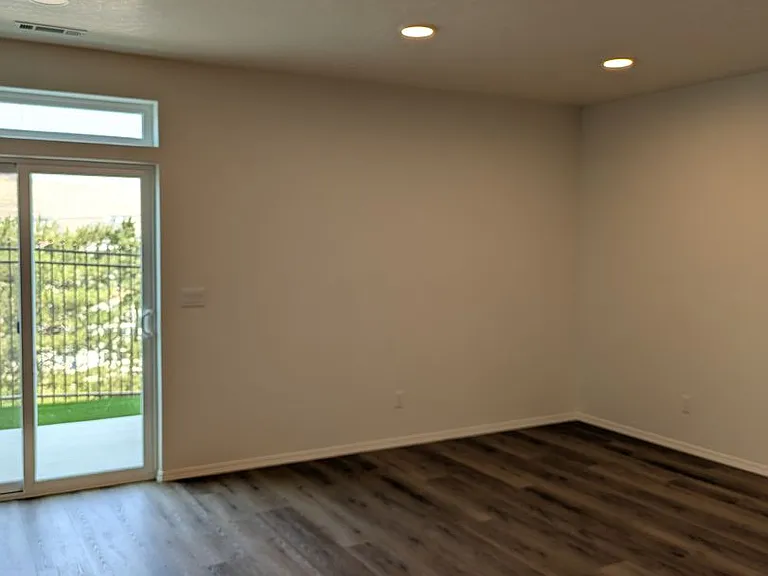 6352 W 36th Pl — Photo 3