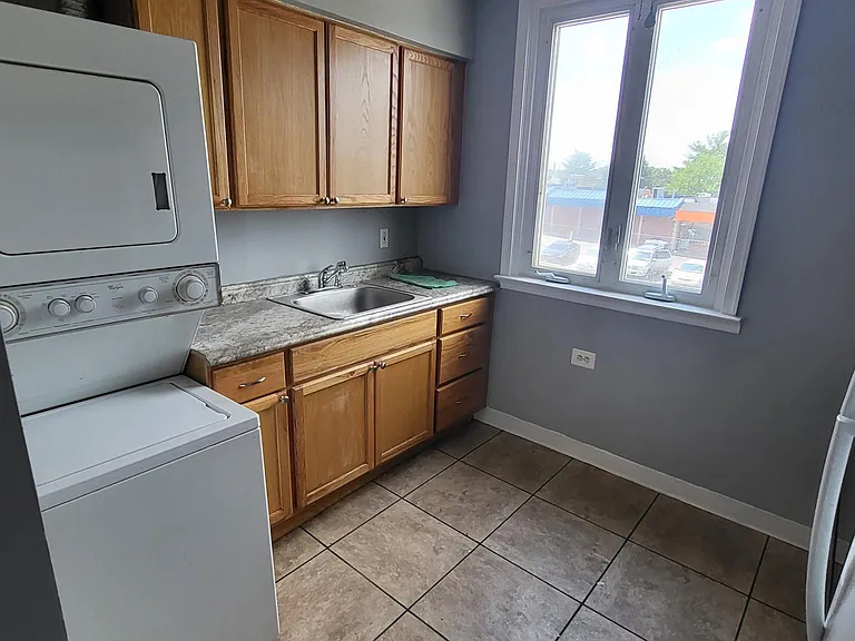 2000 Oakmont St #2 — Photo 8