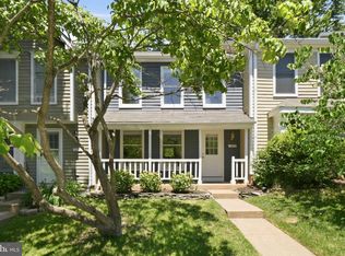 1579 Poplar Grove Dr, Reston, VA 20194