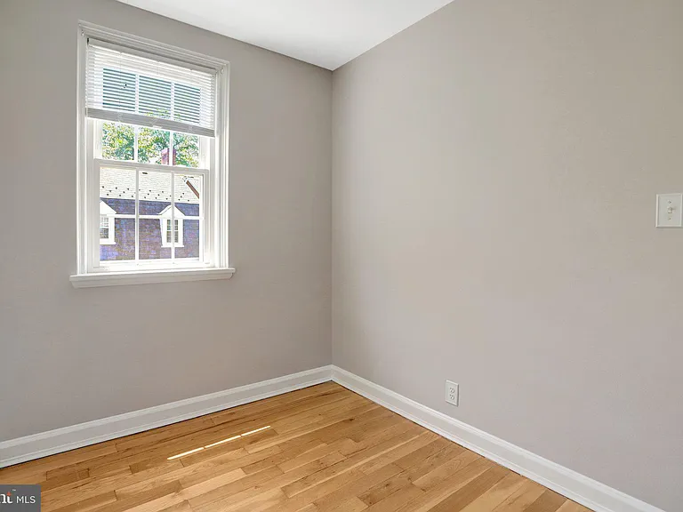 3267 S Stafford St — Photo 6