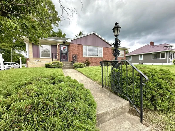 306 W Main St, Bainbridge, OH 45612