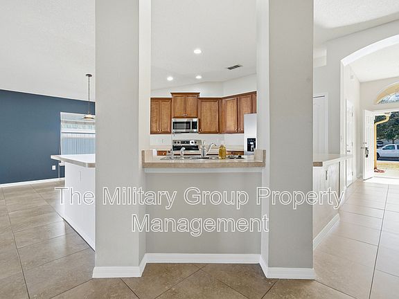 5th image of 586 Longmill Ln
