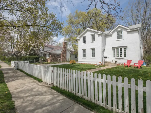 312 Cory Ave, Waukegan, IL 60085