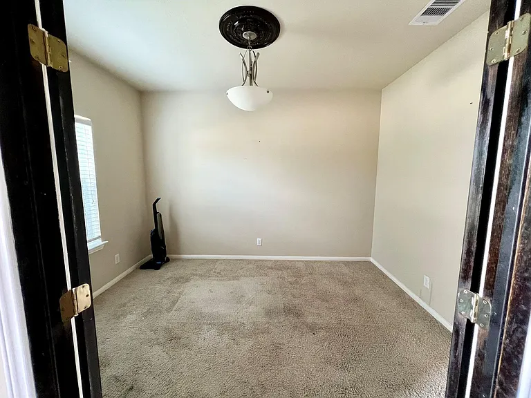 10831 Woodwind Shadows Dr — Photo 3