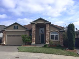 1952 Gardenview Ct, Santa Rosa, CA 95403