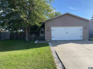 6077 W Jordan Ct, Sioux Falls, SD 57106