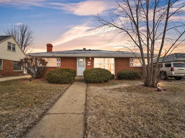 1100 Sheraton DRIVE, Racine, WI 53402