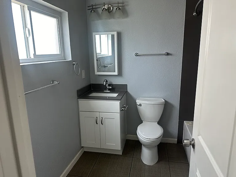 151 W Southgate Ave #4 — Photo 12