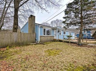 16 Avenue F, Lincoln, RI 02865