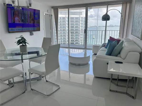 7601 E Treasure Dr, North Bay Village, FL