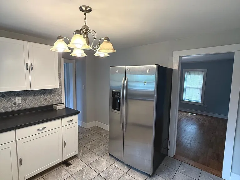 10860 Winchester Ave — Photo 14