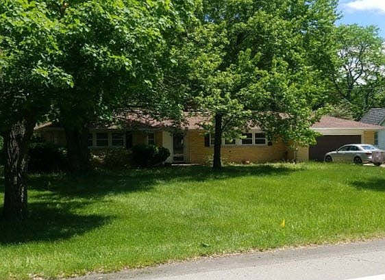 2nd image of 9090 S Main St