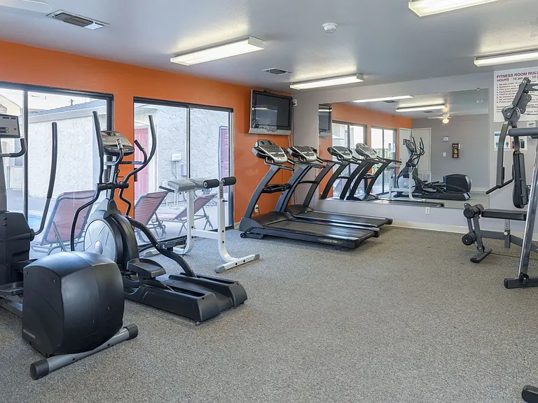 Acacia Apartments — Photo 7