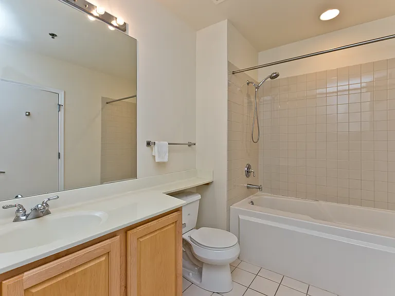 1322 S Prairie Ave #609 — Photo 7