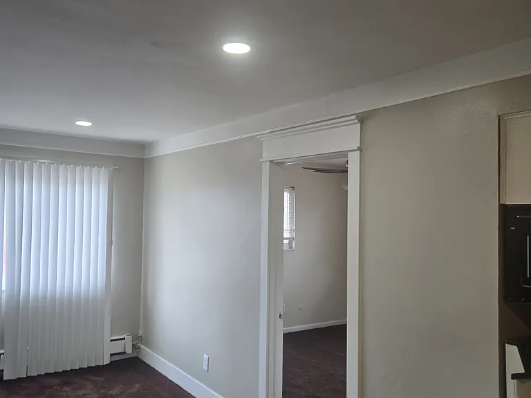 15142 Tireman Ave #7 — Photo 8
