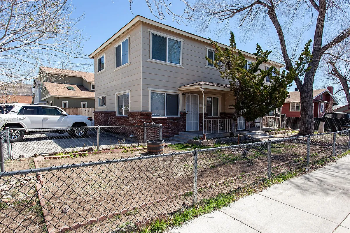Building Photo - 1060 Wilson Ave