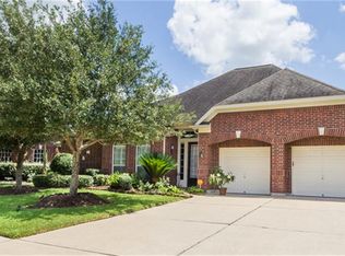 2103 Barton Creek Dr, Pearland, TX 77584