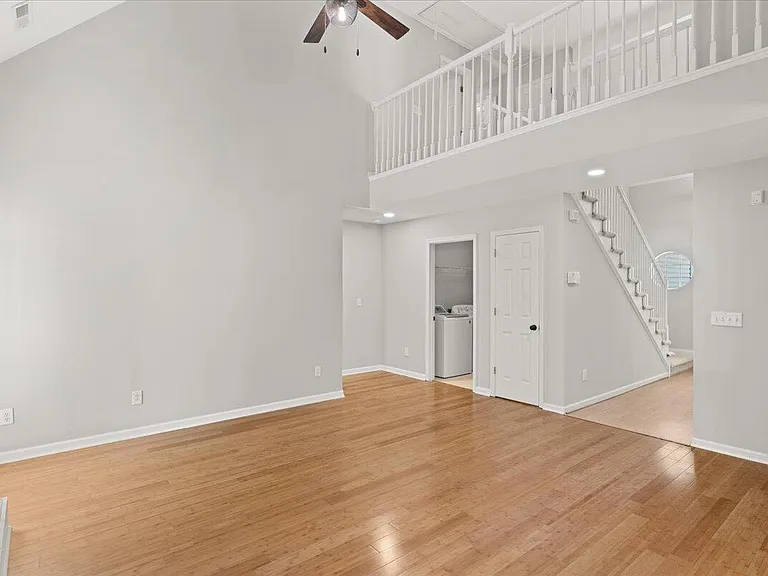 3250 Morningdale Dr — Photo 9