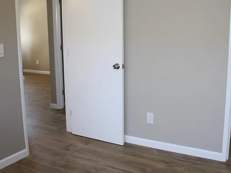 259 Selwyn Dr #B — Photo 9