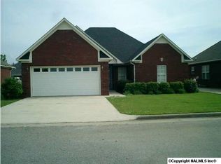 550 Blackshear Ln SW, Hartselle, AL 35640