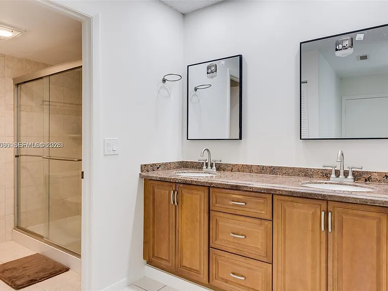 21529 Cypress Hammock Dr #35J — Photo 11