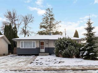 1516 Isabella St E, Saskatoon, SK S7J0B9
