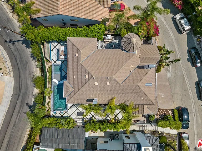 21615 Medina Estates Dr — Photo 40