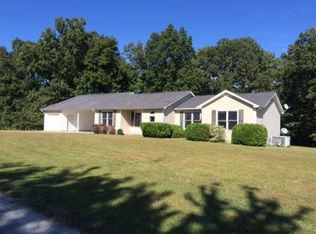 241 Hurst Rd, Hohenwald, TN 38462
