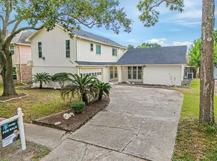 13314 Agarita Ln, Houston, TX 77083