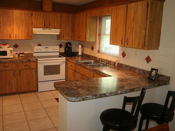 3rd image of 21113 SW Peach Blossom St