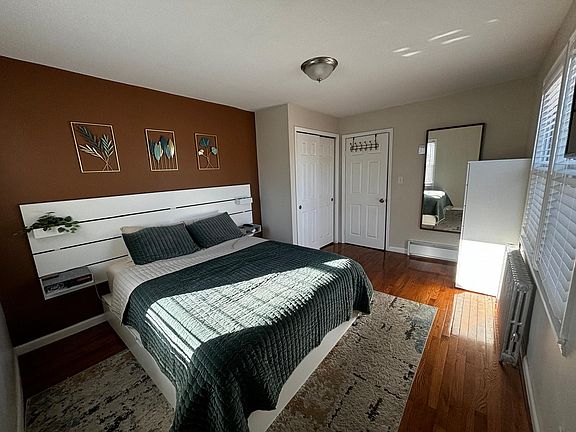 4th image of 92-43 172nd St #2