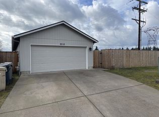 2010 Del Rio Ave SE, Albany, OR 97322