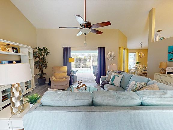 4th image of 557 Joy Haven