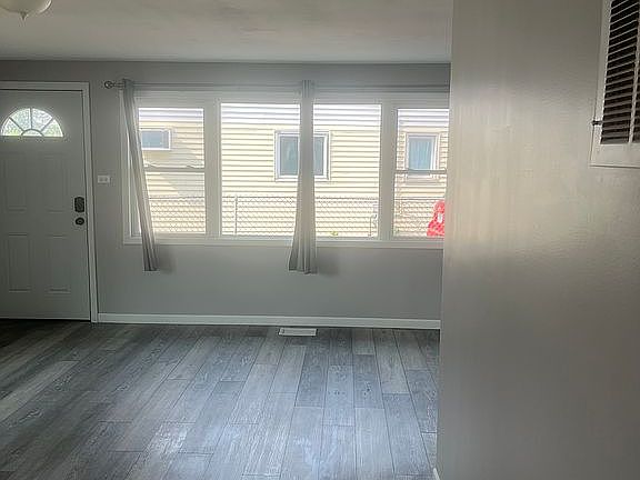 5th image of 8801 S Corcoran Rd