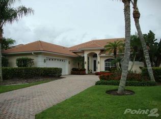 132 Thornton Dr, Palm Beach Gardens, FL 33418