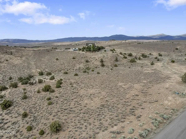 1966 Currant Ct, Gardnerville, NV 89410