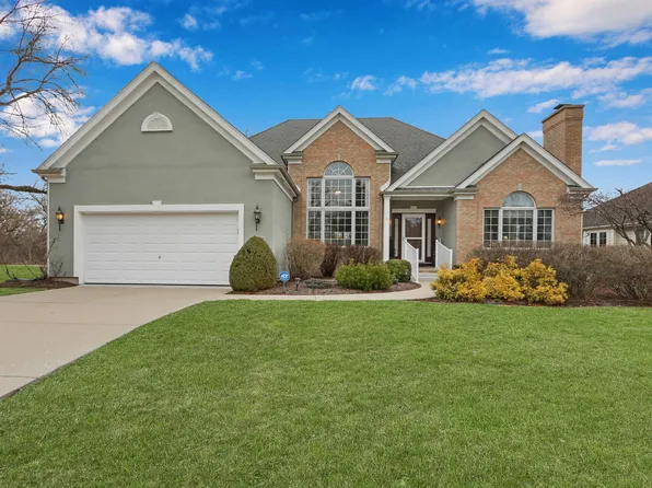 40077 N Trevino Ln, Antioch, IL 60002