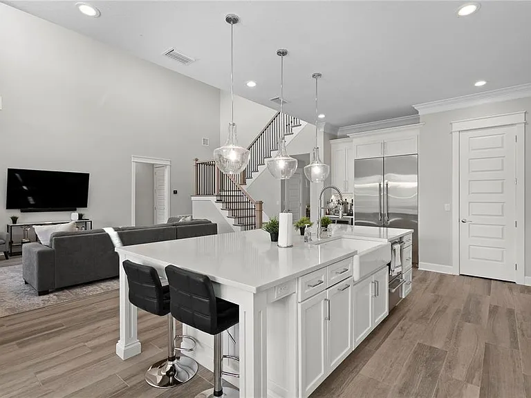 209 S Shore Crest Dr — Photo 28