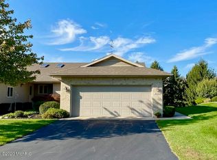 8056 Mistyview Dr SW, Byron Center, MI
