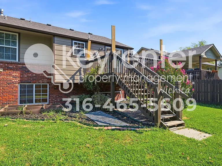 827 S Sunset Cir — Photo 3