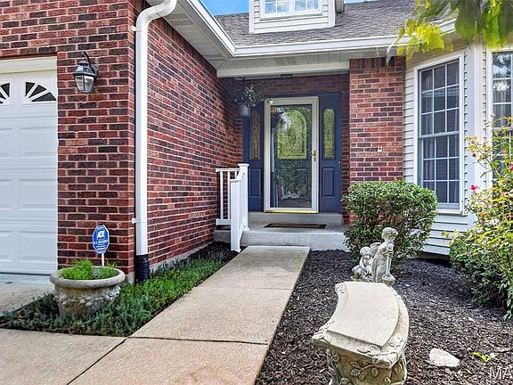 3rd image of 5522 Heatherbluff Ct