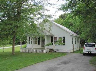 3183 Old Airport Rd, White Pine, TN 37890