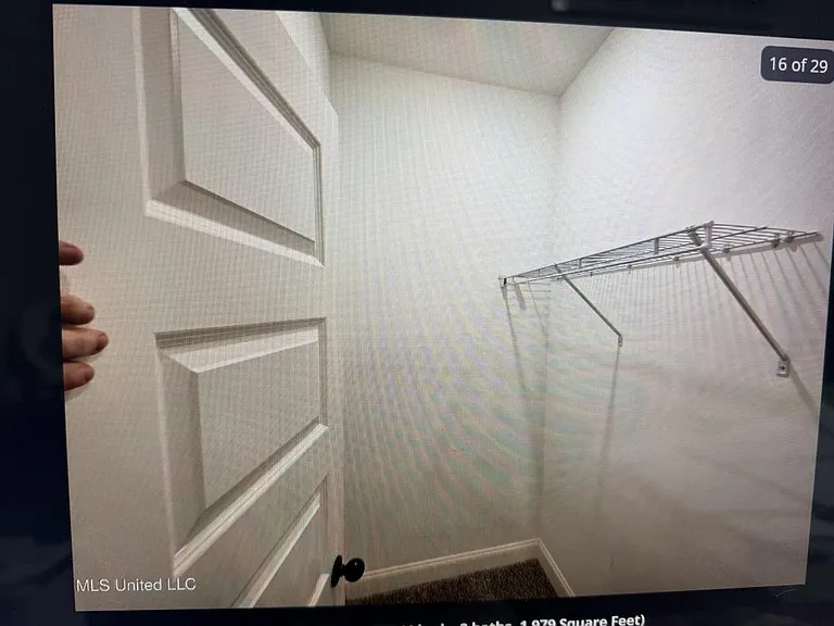 1107 Sabrina Dr — Photo 13