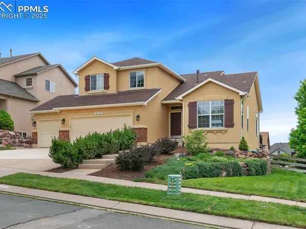 2112 Fieldcrest Dr, Colorado Springs, CO 80921